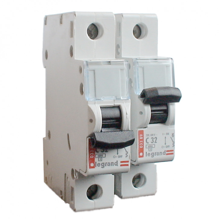 LEGRAND DX-E C-Automat C32 1p 32A 03389